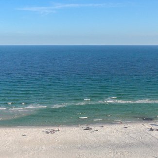 Scenic white shores and turquoise waters of the beaches in Orange Beach