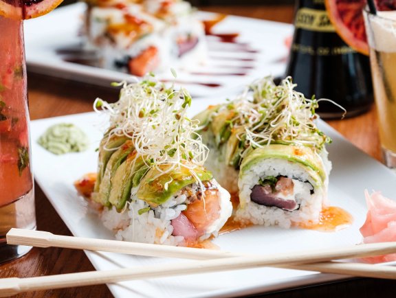 Stephi Cocktails & Cuisine Sushi