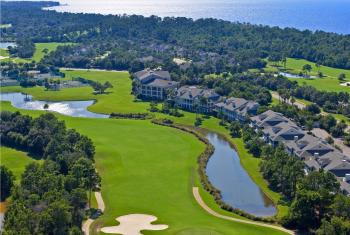 Peninsula Golf and Racquet Club in Fort Morgan