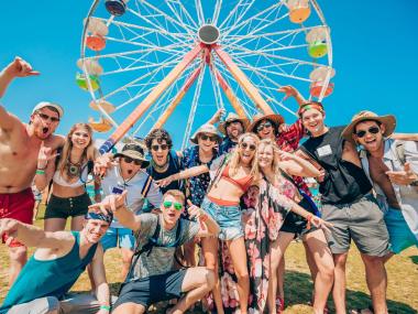 Hangout festival outfits deals