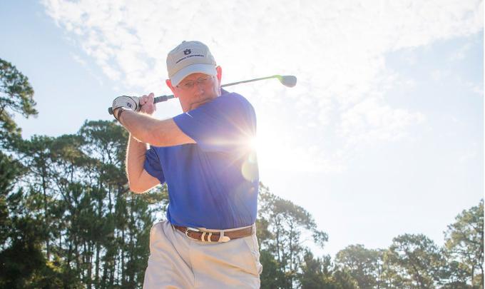 Golfer in Gulf Shores and Orange Beach, AL