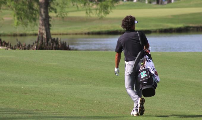 Golfing in Gulf Shores