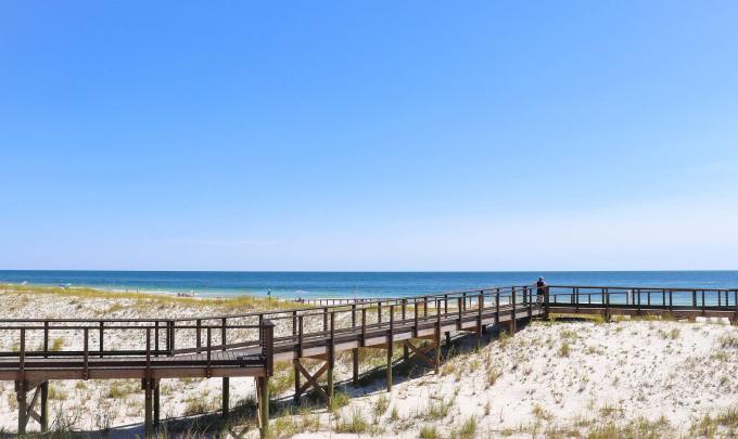 Boardwalk leading to the beach in Gulf Shores