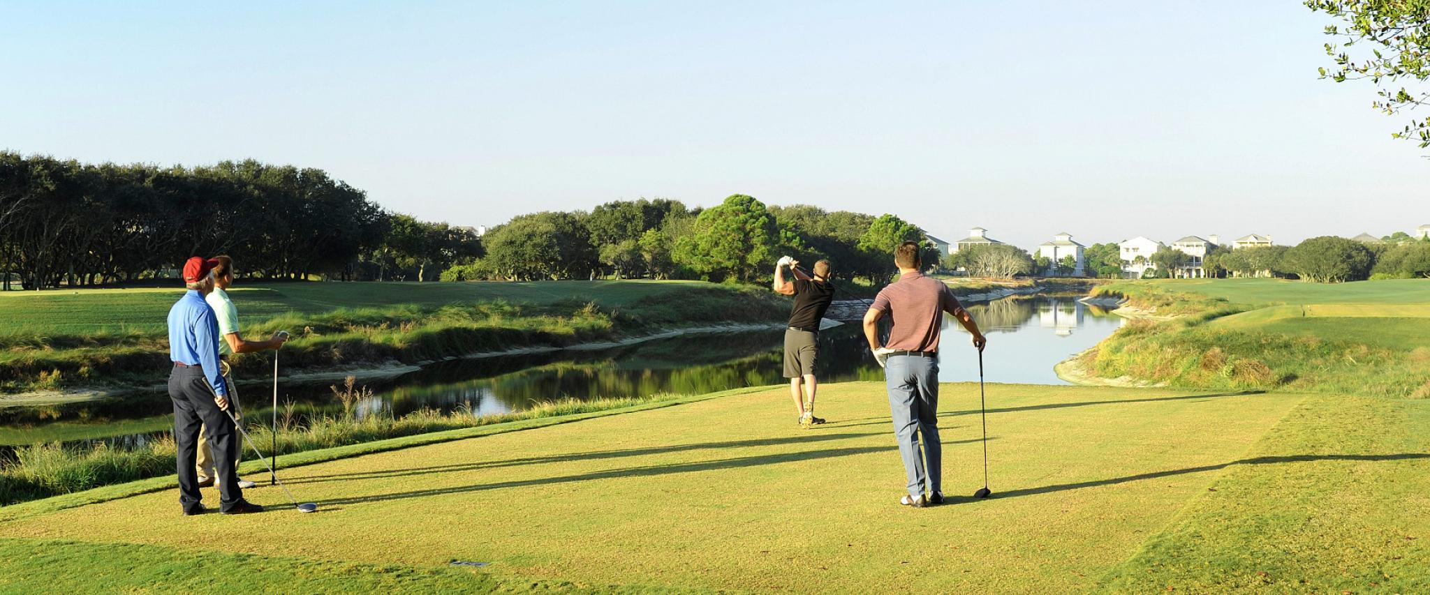 Golfers play on Alabama Gulf Coast golf courses