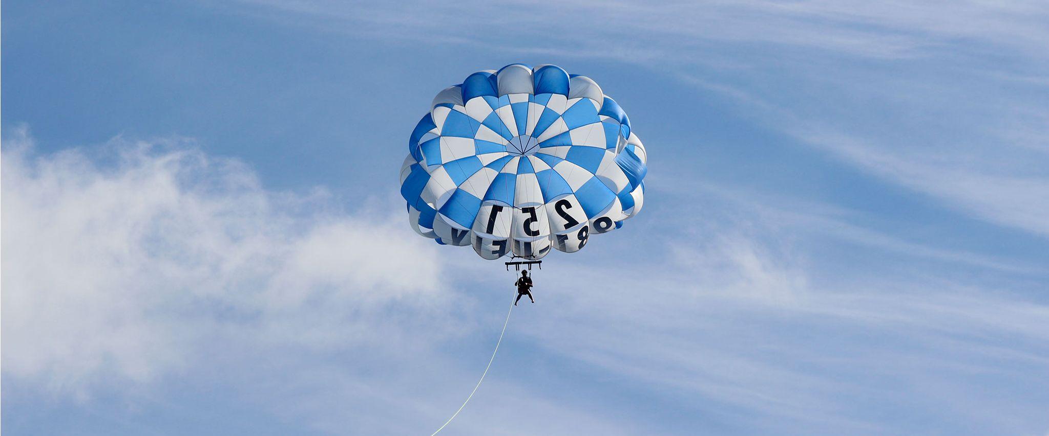 Parasailing in Gulf Shores and Orange Beach