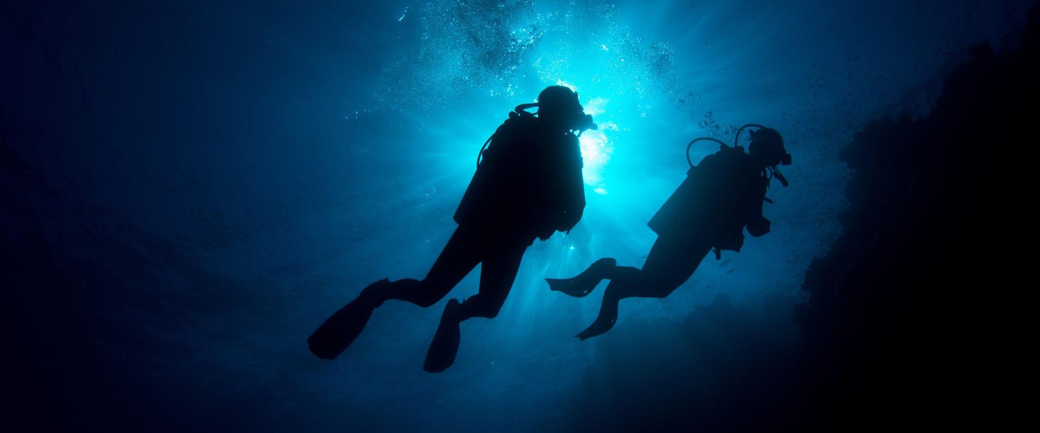 Divers