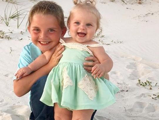 Kids on Alabamas White Sand Beaches