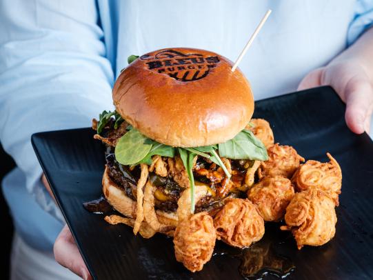 Bleus Burger Highway 161