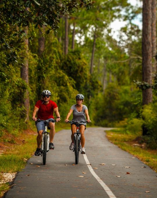 Couple biking Backcountry Trail