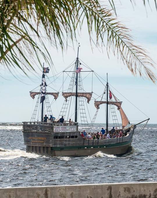 pirate cruise in orange beach