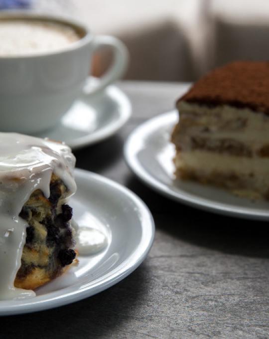 coffee cake and pastries from Buzz Katz Orange Beach AL