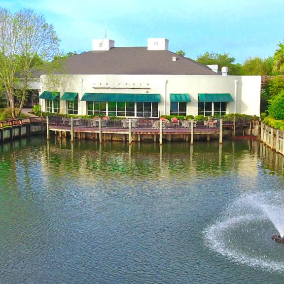 Peninsula Golf & Racquet Club