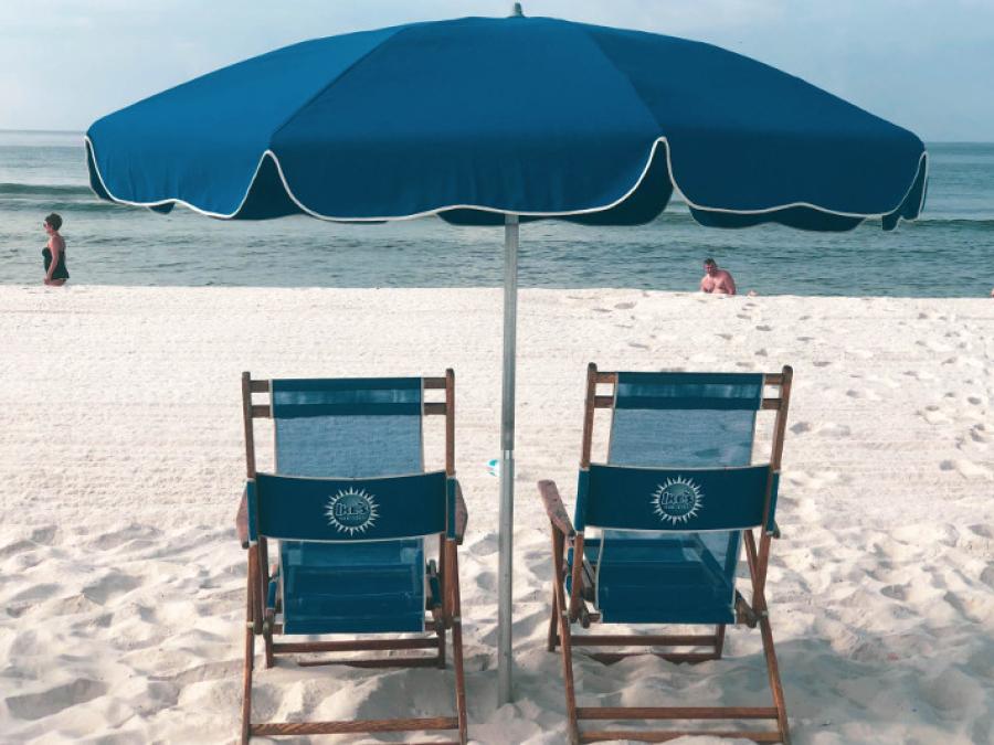 Beach Chair rentals Ike's Beach Services Gulf Shores AL