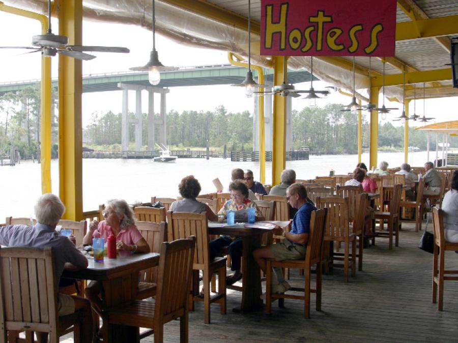 outdoor patio at LuLu's Gulf Shores AL