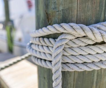 Boat Knots Zeke's Marina