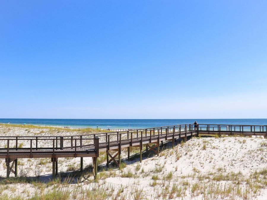 Boardwalk leading to the beach in Gulf Shores