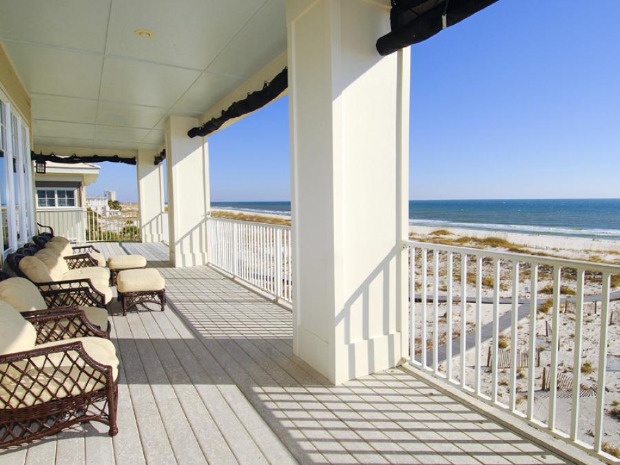 beach front vacation rentals