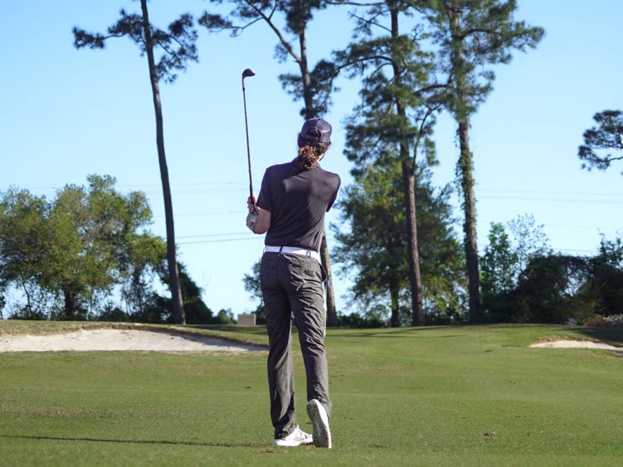 Golfer playing One Club Golf Courses in Gulf Shores