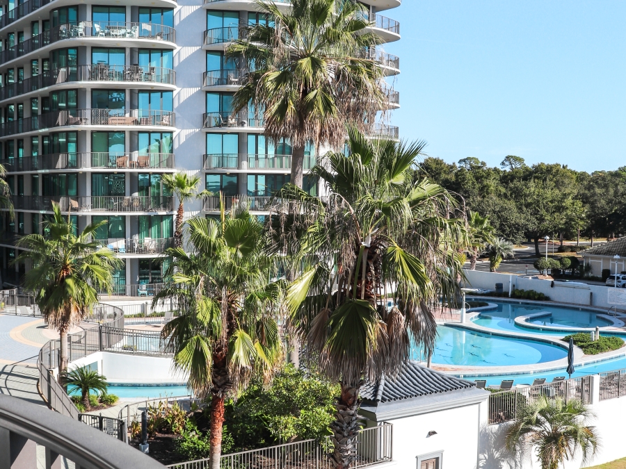 Lighthouse on the bay