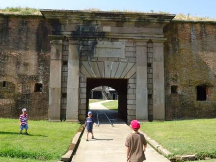 Fort Morgan kids
