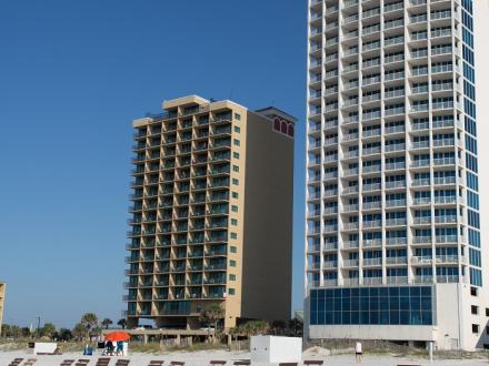 Hotels on the beach in Gulf Shores AL