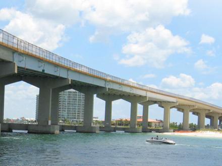 Road at Alabama Point in Orange Beach