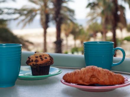 Balcony Food in Gulf Shores