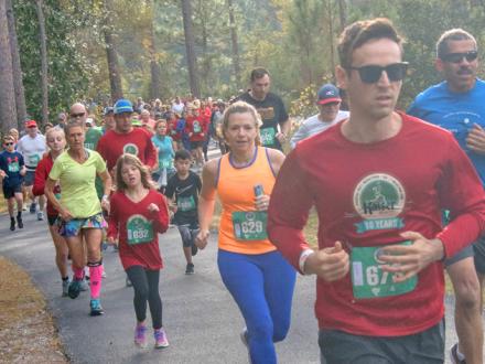 Runners participate in Kaiser Realty Coastal Half Marathon