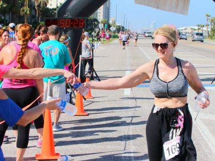 Runner at I Pink I Can Run Orange Beach