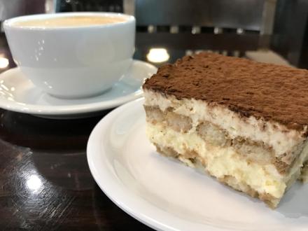BuzzCatz Coffee & Sweets