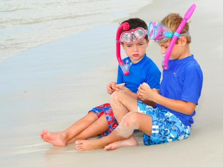 Kids snorkeling on Alabama's Beaches