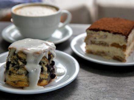 Buzzcatz Coffee & Sweets