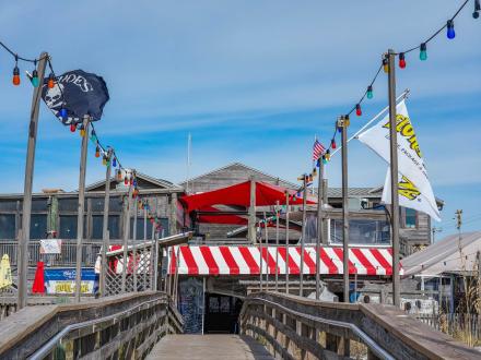 Flora-Bama Lounge