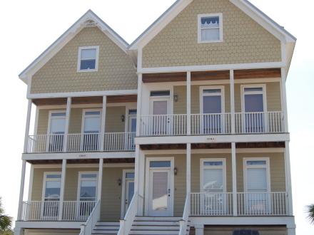 Duplex Rental in Orange Beach, Alabama, offering spacious balconies and easy access to the beautiful Gulf Coast beaches