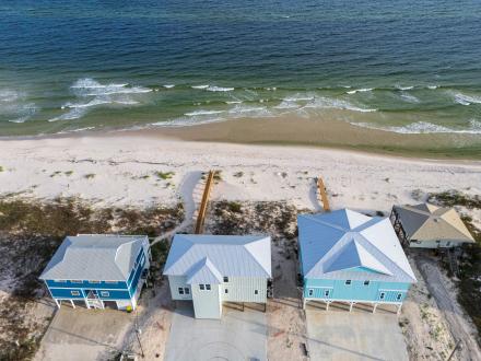 Beach houses along the Gulf in Fort Morgan