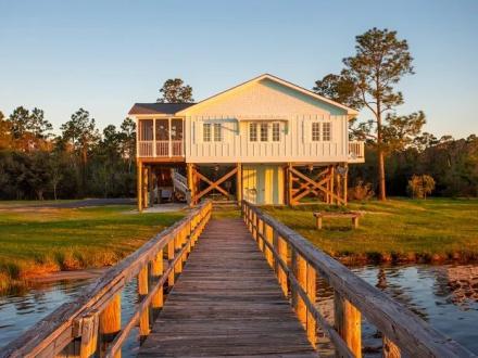 Lakeside cabins in Gulf State Park