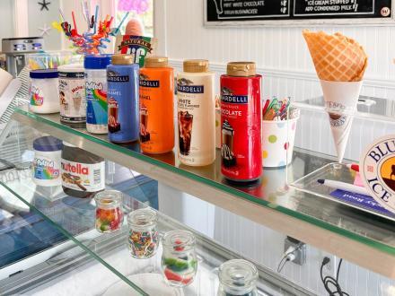Ice cream bar at Pelican Scoops, local ice cream shop in Gulf Shores