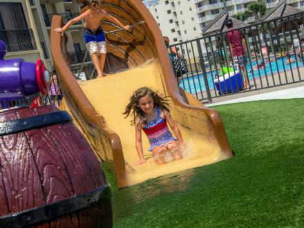 Kids splash park at Phoenix V Orange Beach condos