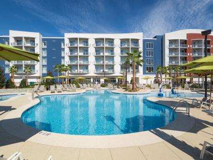 swimming pool at Springhill suites at The Wharf