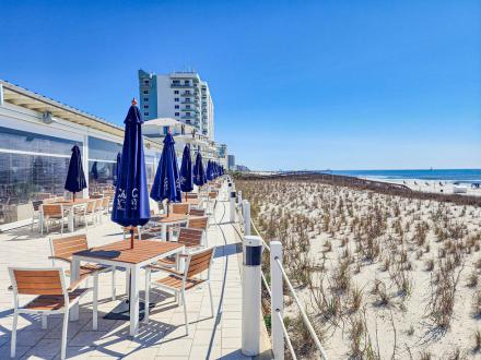 coastal restaurant outdoor seating