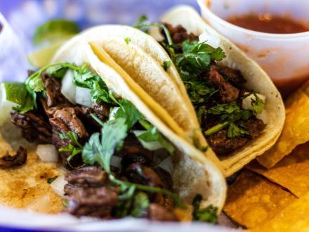 steak tacos and tortilla chips
