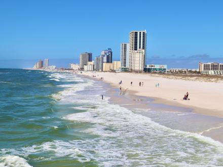 view of Gulf Shores beach from Gulf State Park Fishing Pier