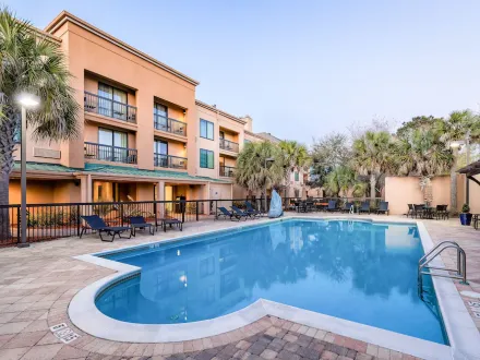Outdoor, heated swimming pool at Courtyard by Marriott in Gulf Shores