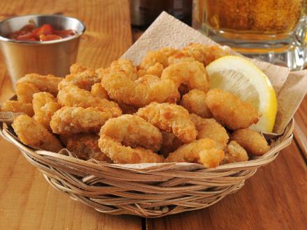 fried popcorn shrimp basket