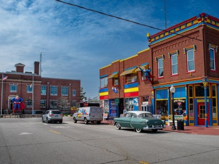 super museum metropolis illinois