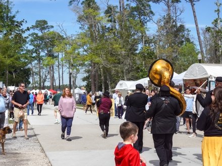 excelsior band performing at the orange beach festival of art