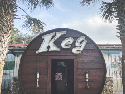 The Keg Lounge dive bar in Orange Beach