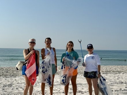 Employees of GSOBT volunteering at Coastal Cleanup
