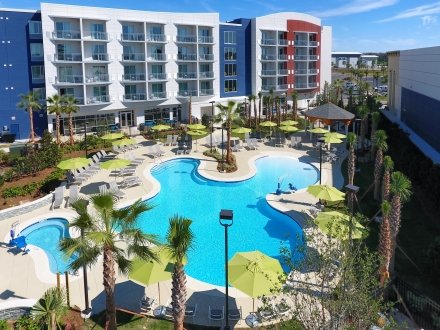 Springhill Suites in Orange Beach with a lagoon-style pool and modern coastal design