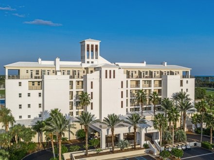 Kiva Dunes Lodge in Gulf Shores, Alabama